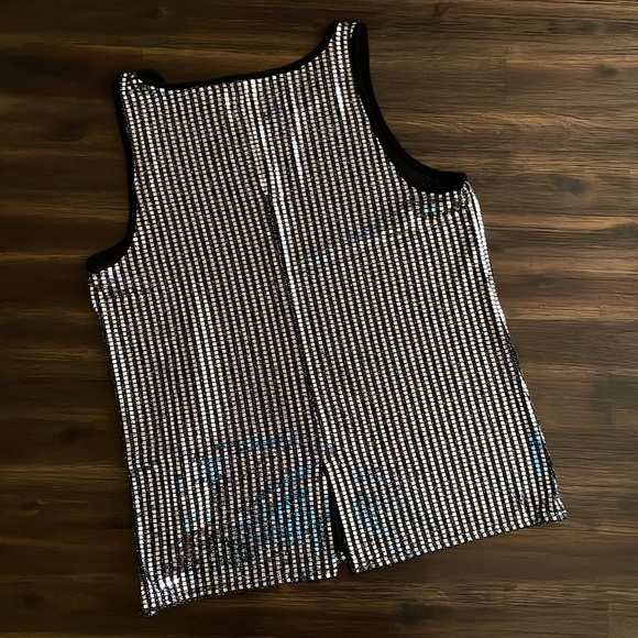 Vince Camuto Scoop Neck Shimmer Sleeveless Tank Top Medium NWT - Picture 5 of 10